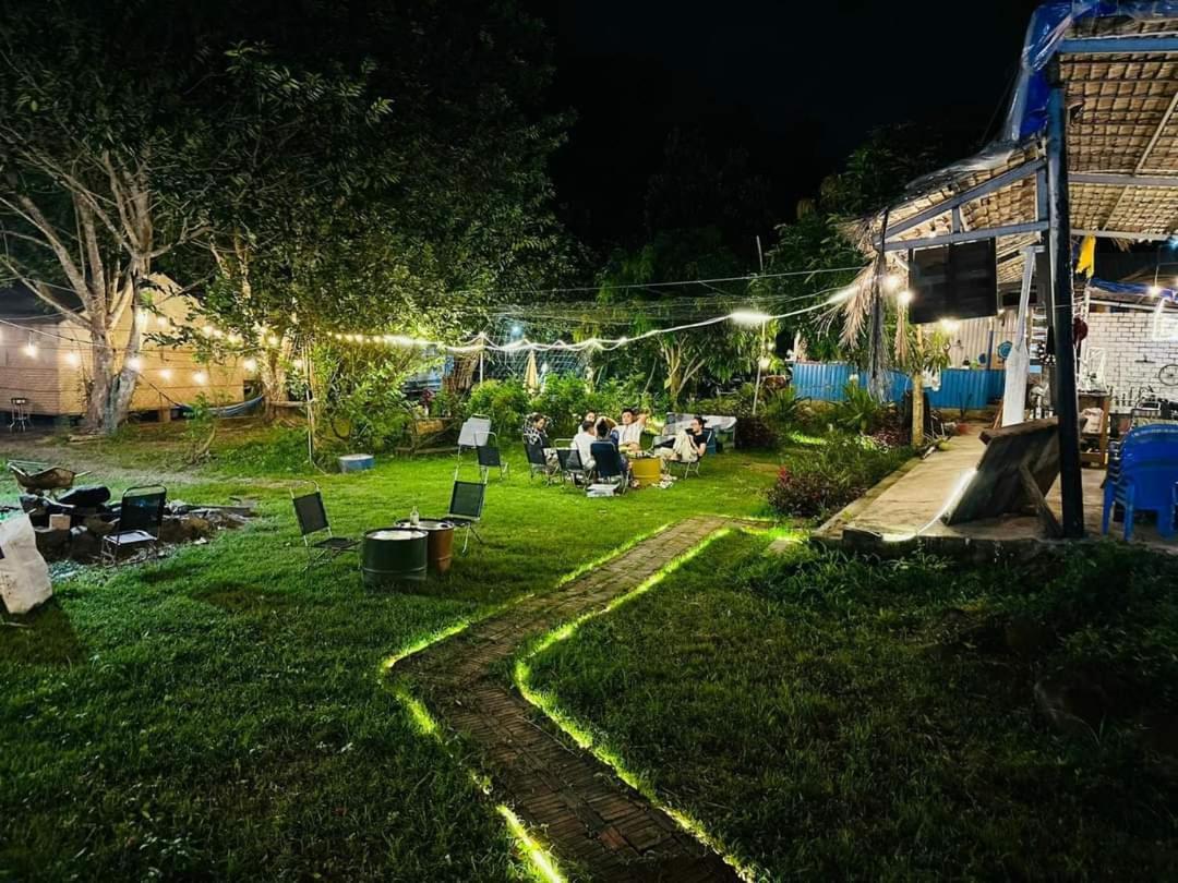 Con Dao Backpacker - Loco Camping Chi Khu Co Ong Exterior foto